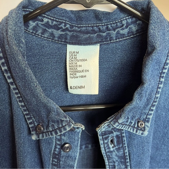 Dark-Wash Over-Dyed Uneven Hem Denim Shirt - Picture 6 of 6